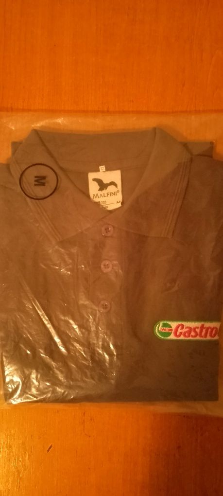 Salopetă , tricou , șapcă , pachet CASTROL , nou (numai în București)