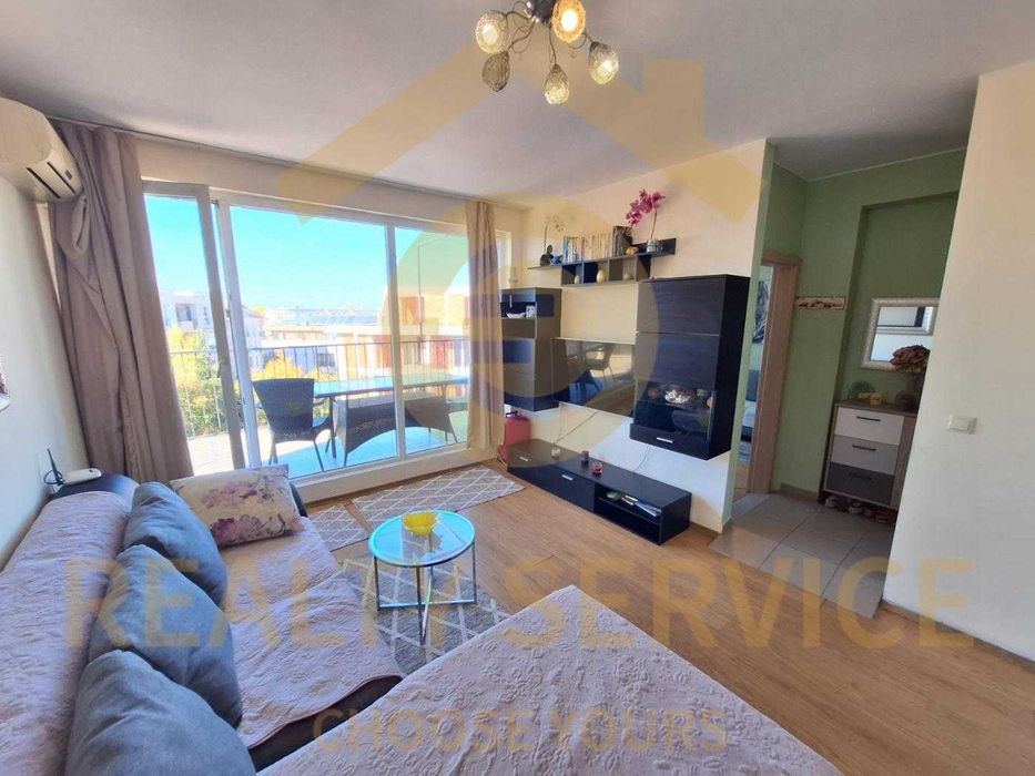 Продава се Двустаен апартамент в к.к. Слънчев бряг - 55 кв.м за 1128 €/кв.м - Снимка #1