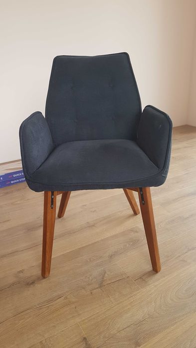 Тапицирани столове/ 4 броя