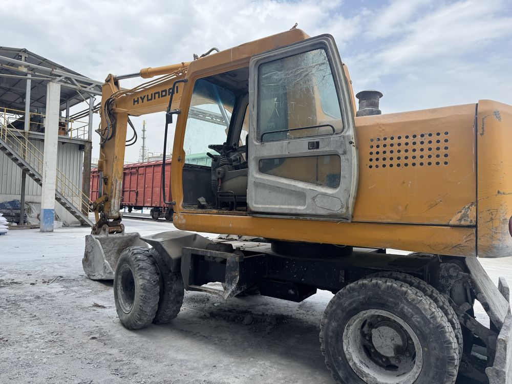 Hyundai 1400 exkavator