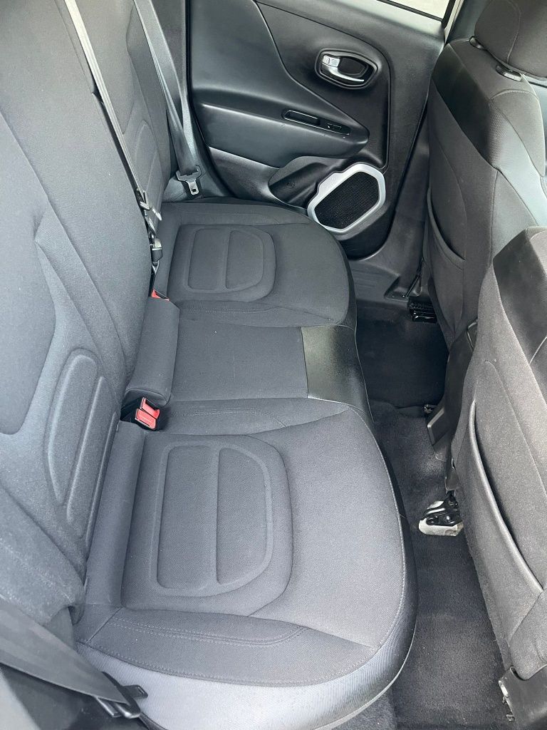 Vând Jeep Renegade 2016/09 4x4