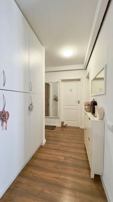 2 camere, 51 mp, balcon, etaj 1, boxa, parcare subterana, Sub Cetate