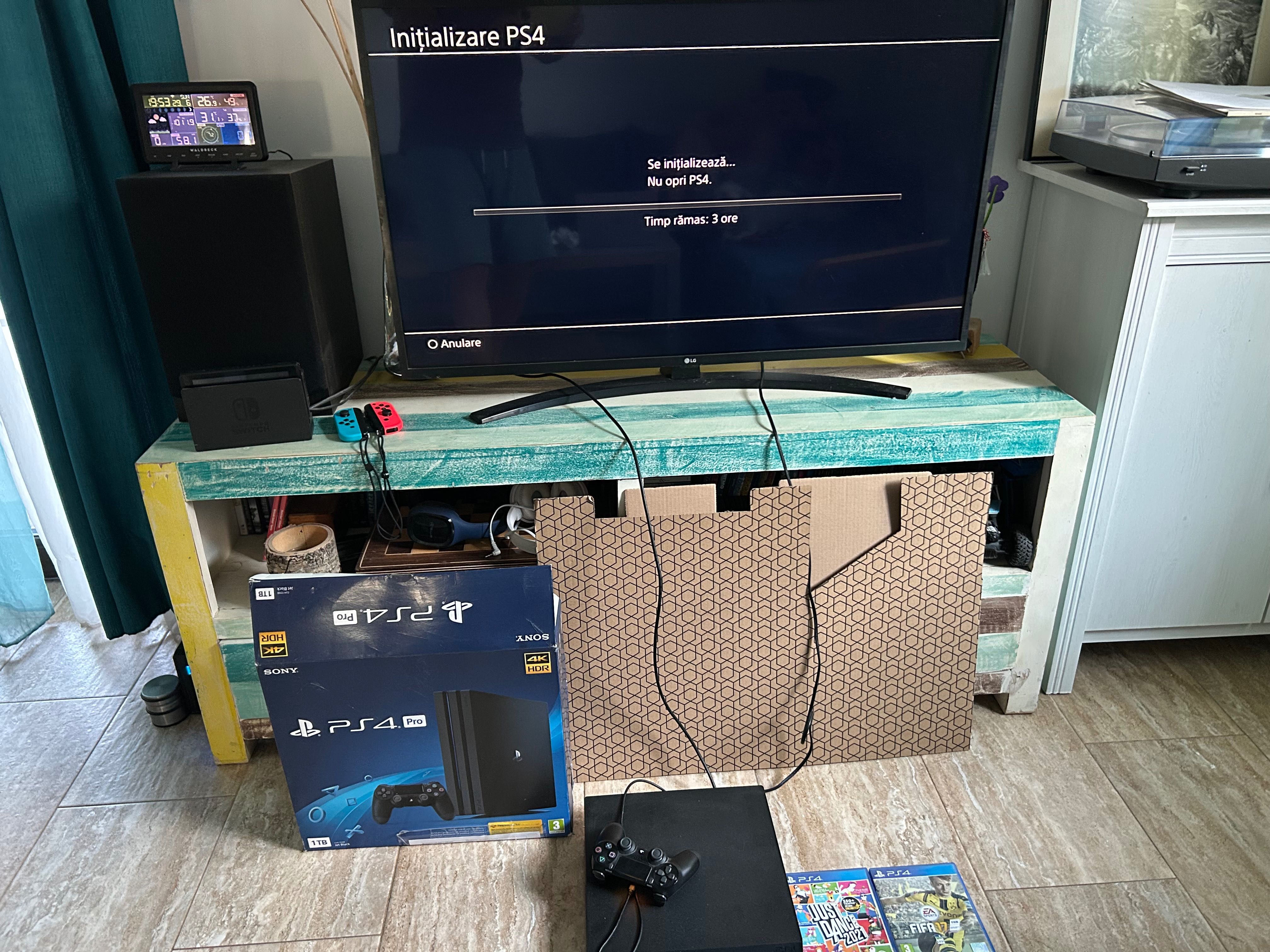PlayStation Pro 1 TB + 2 controllere originale + 6 jocuri
