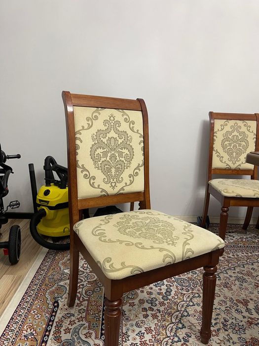 Стульчики малайзийские