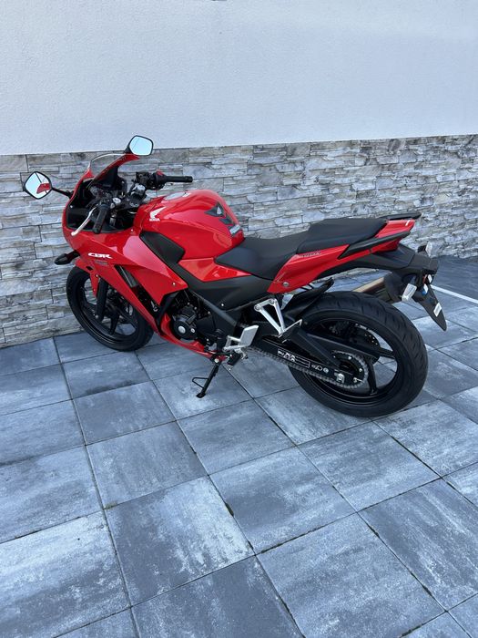 Honda Cbr 300r/2013/A2/service nou/impecabila