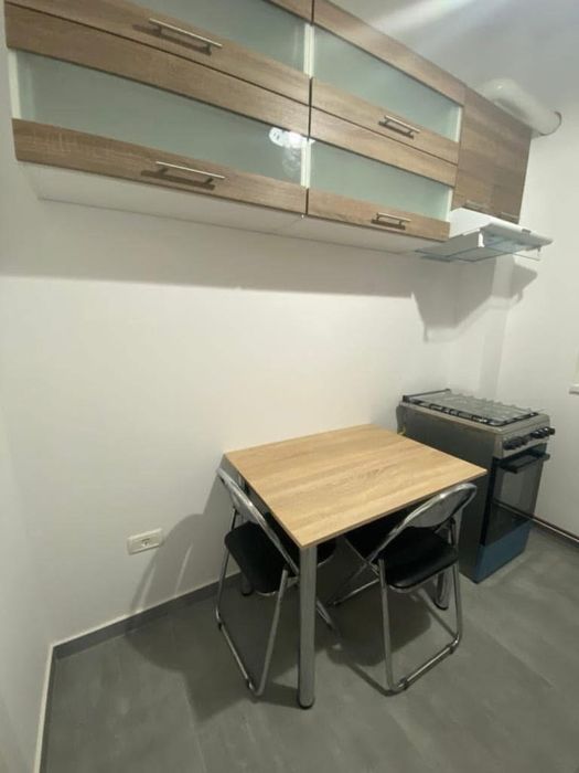 Apartament 2 camere de închiriat