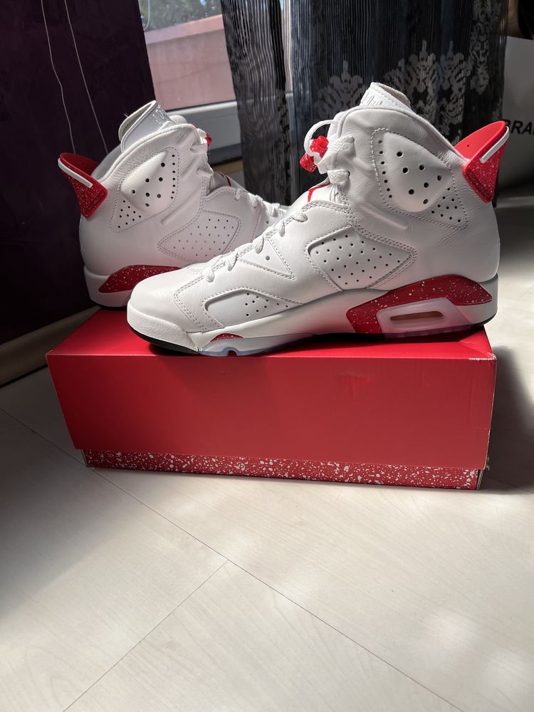 Air Jordan 6 Retro