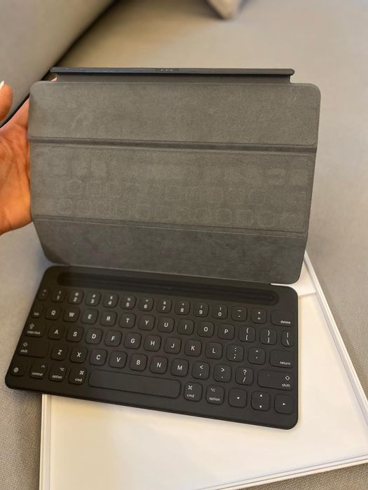 Apple iPad Pro Smart Keyboard – Model A1772 (MM2L2ZM/A), Nou