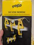 toko ski vise nordic menghina / suport intretinere ski fond