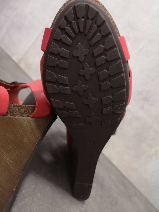 Сандали Clarks Нови номер 39 естествена кожа