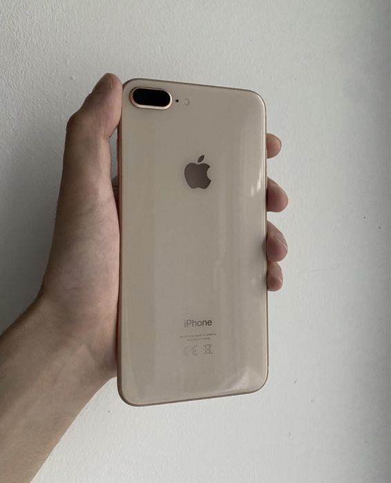 Айфон 8 плюс (76%) 64гб