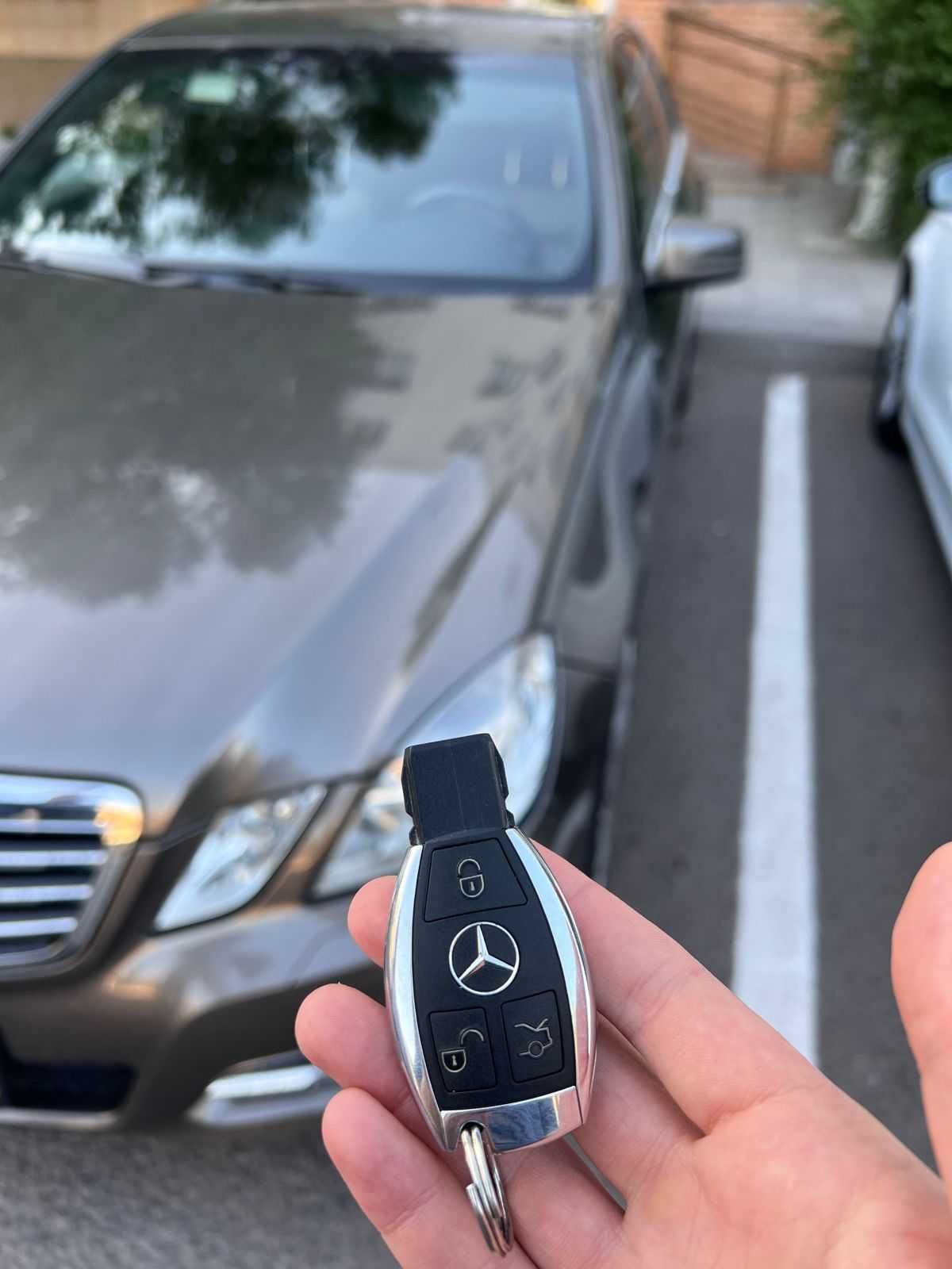 Автомобильный ключ на Мерседес | Mercedes