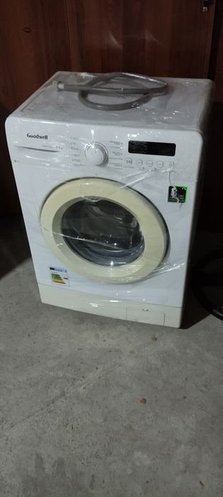 Kir yuvadigan moshina sotiladi xolati yaxshi