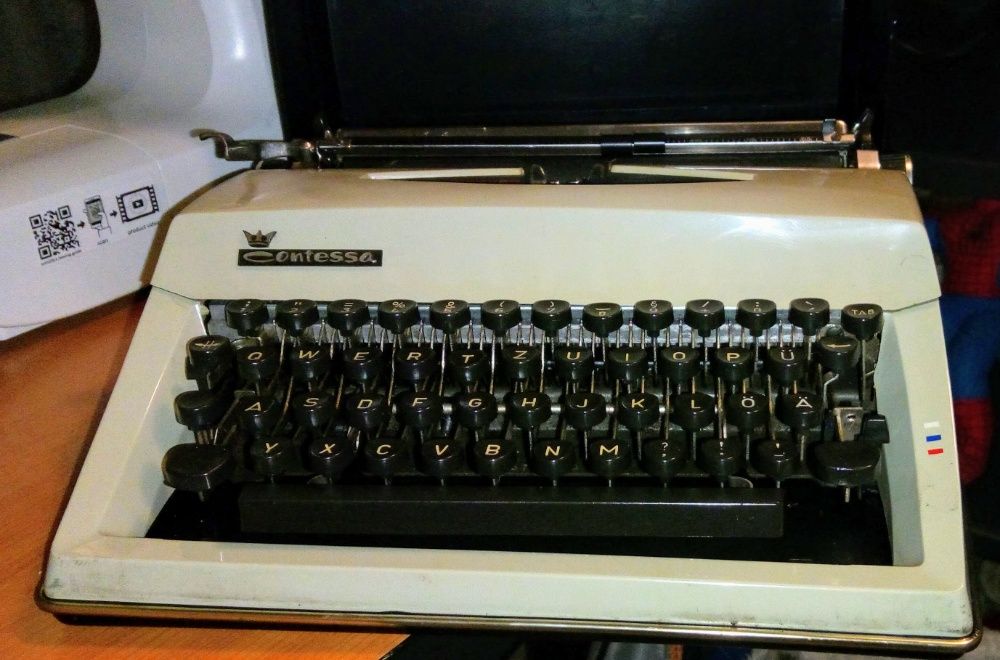 Masina de scris, Adler Contesa
