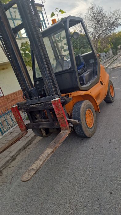 Excavator utilaje basculante