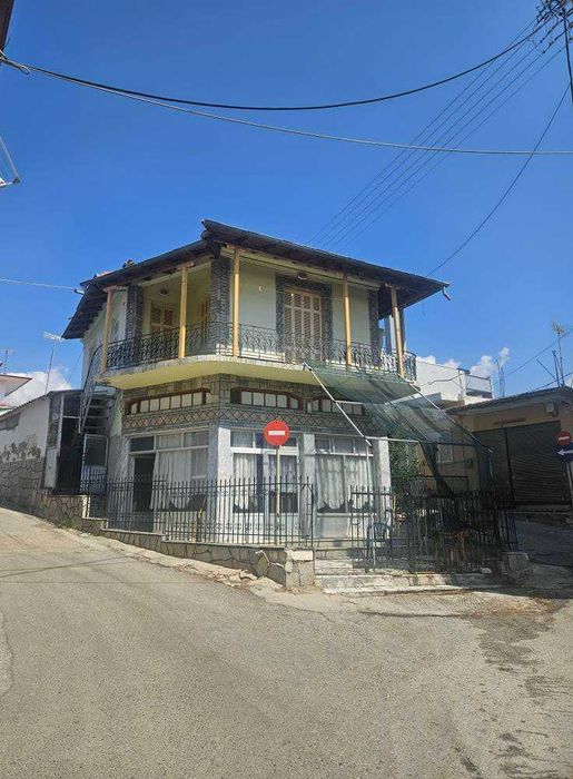 Двуетажна къща в Дрависко