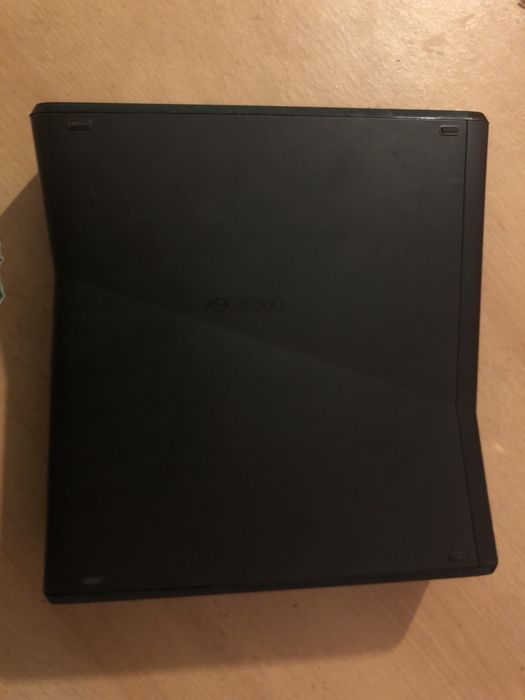 Xbox 360 slim 250GB