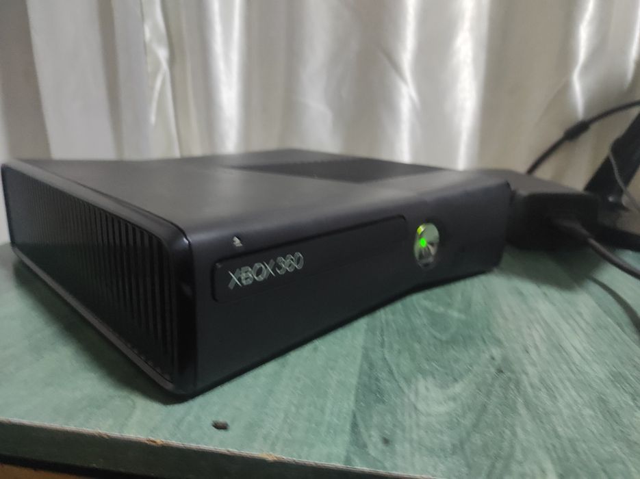 Xbox 360 продам 30000тг