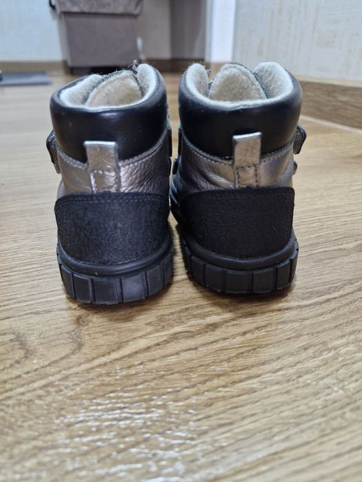 Ботиночки Bottilini 26 размер