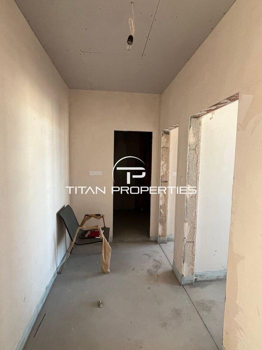 Продава се Четиристаен апартамент в Пловдив, Христо Смирненски - 219 кв.м за 1521 €/кв.м - Снимка #8