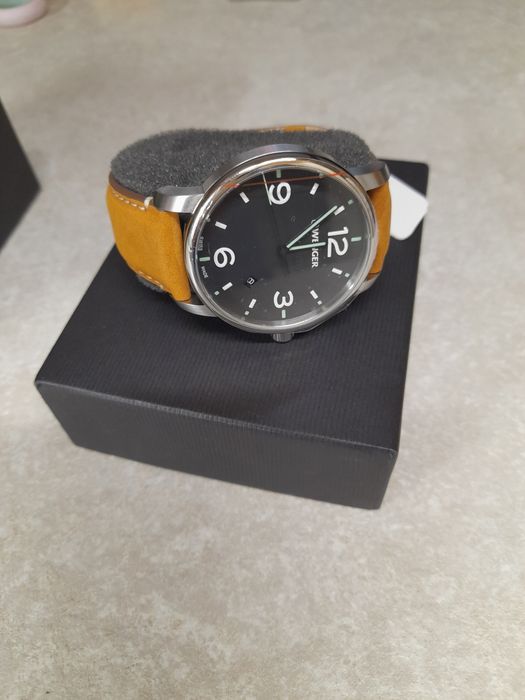 Швейцарски часовник WENGER URBAN CLASSIC 
Унисекс часовник