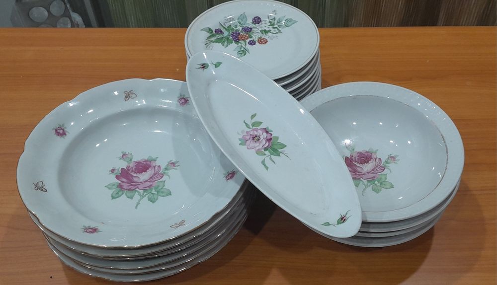 Тарелки разные , набор Посуда