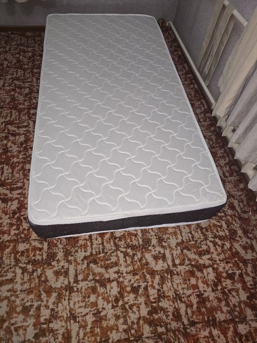 Продам матрас ортопедический