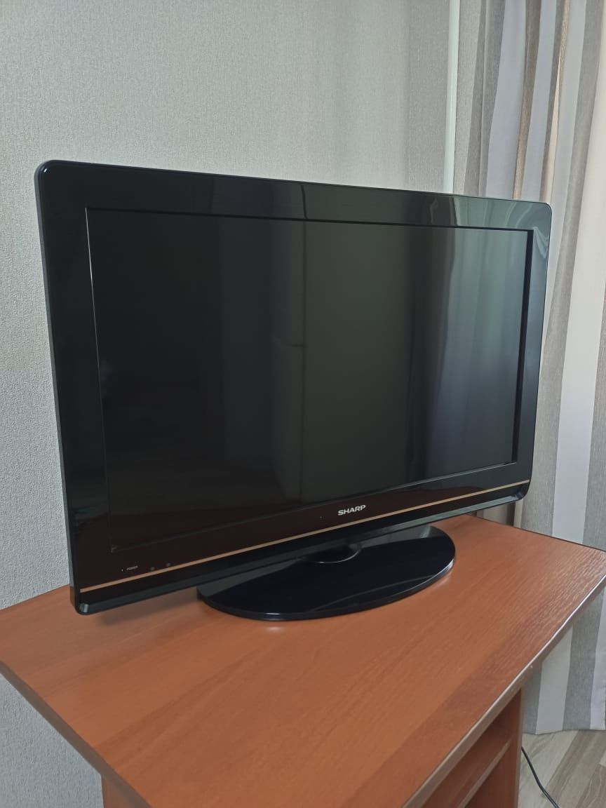 Телевизор 81 SHARP
