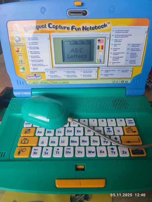 Notebook bilingual romana-engleza copii litere, matematica, puzzle,etc