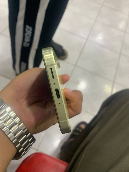 Galaxy a55 5g holati idial kar dak bor asosan abmen iphonega