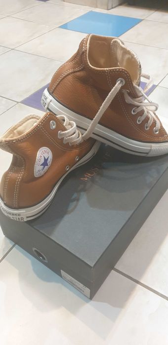 Ghete maro din piele Converse