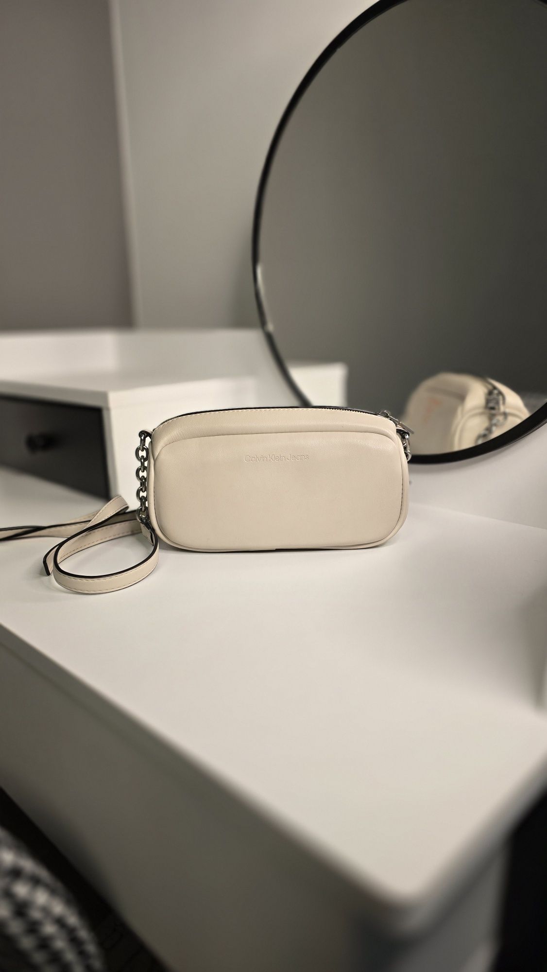 ОРИГИНАЛНА чанта Calvin Klein