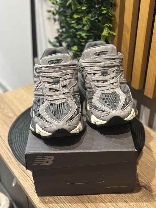 New Balance 9060 Gray /Inside Voices/