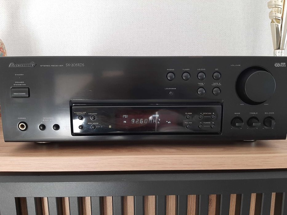 Amplituner Pioneer SX-205 RDS impecabil