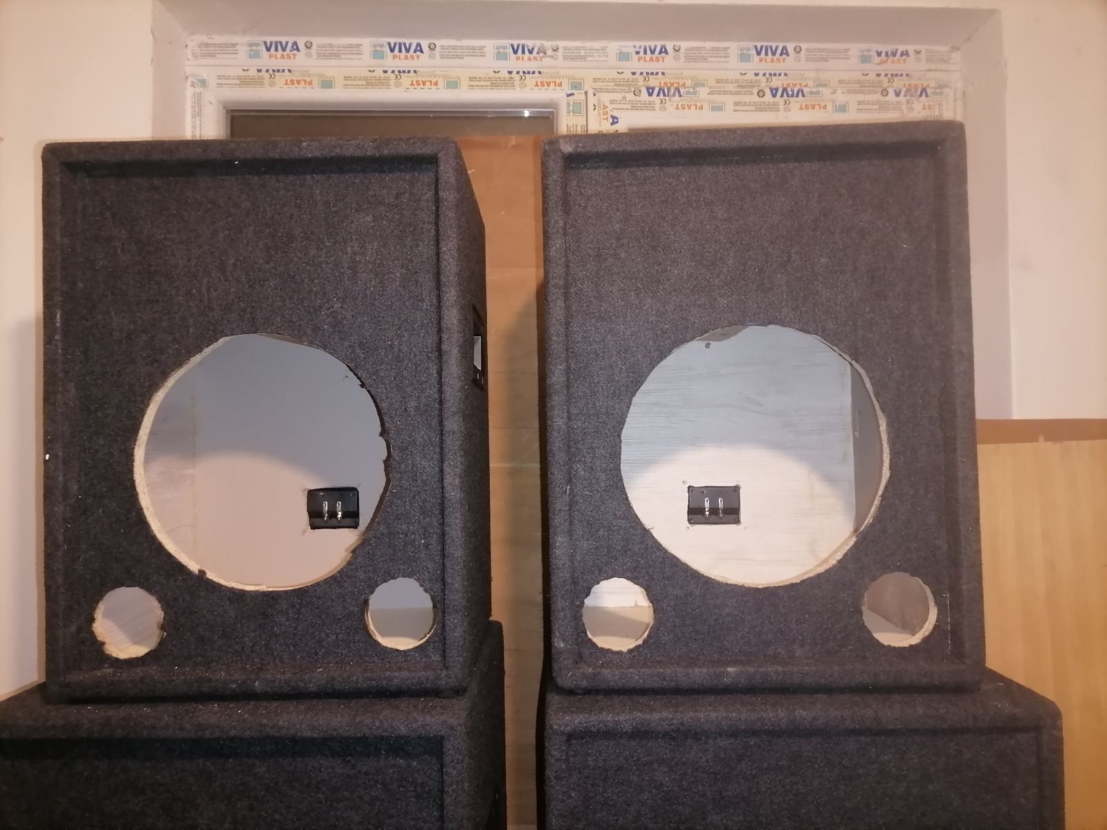 Кутии за 12 инчови говорители
