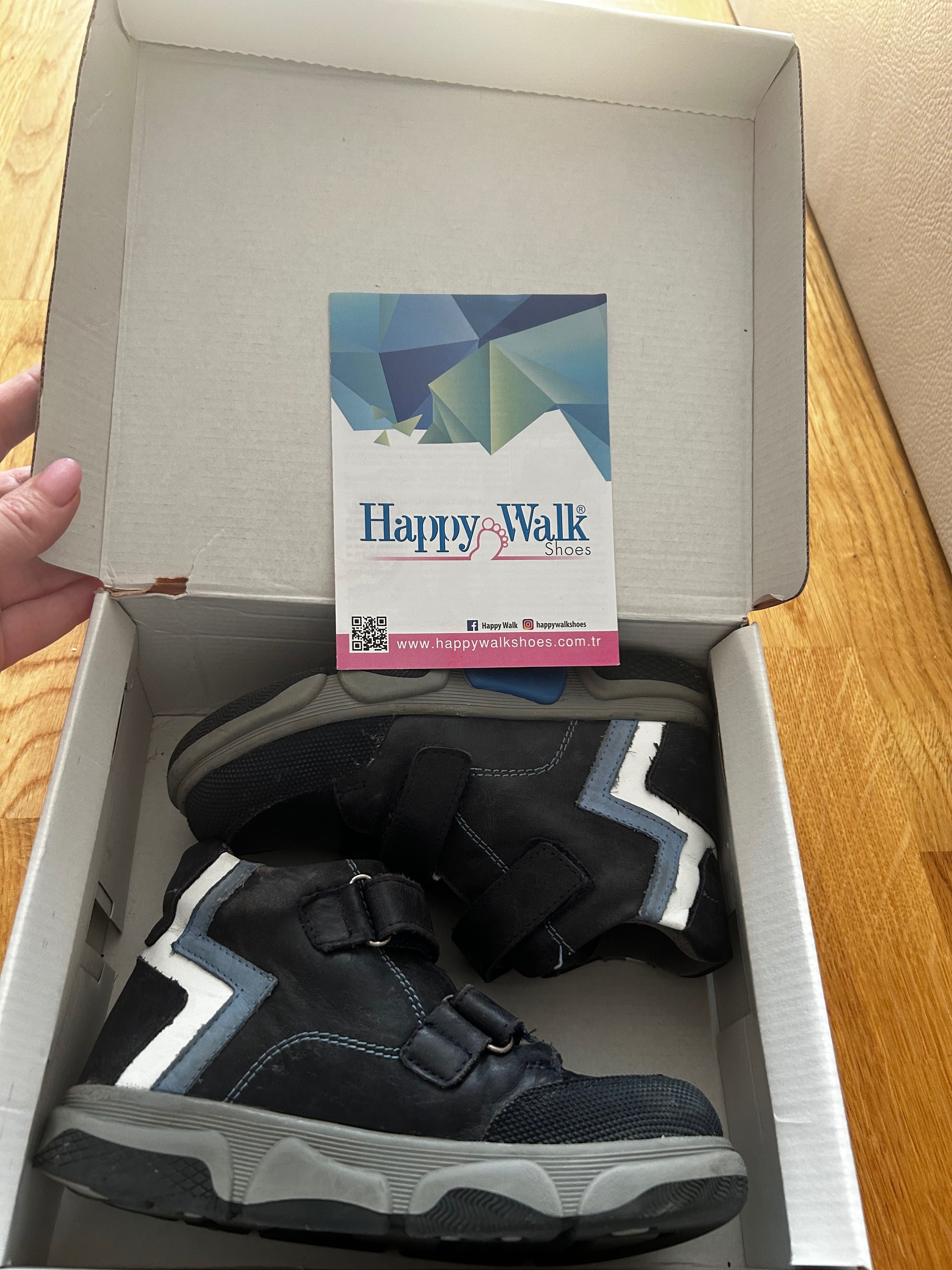 Продавам детски боти Happy Walk – много запазени