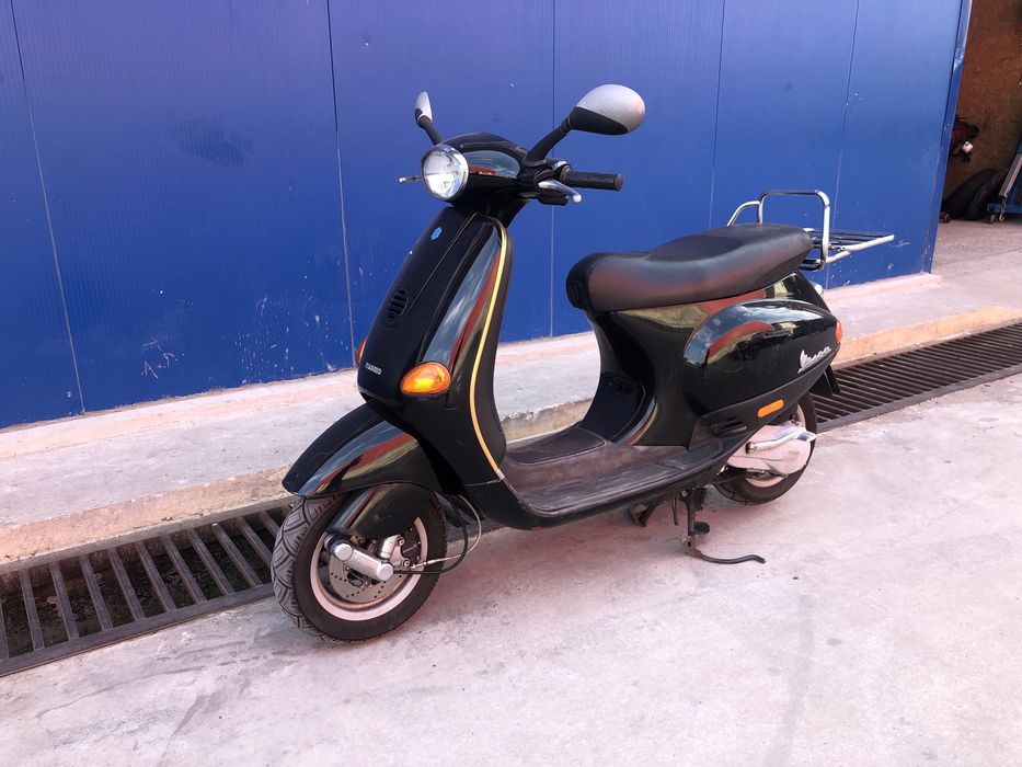 Vespa 50 din 2011