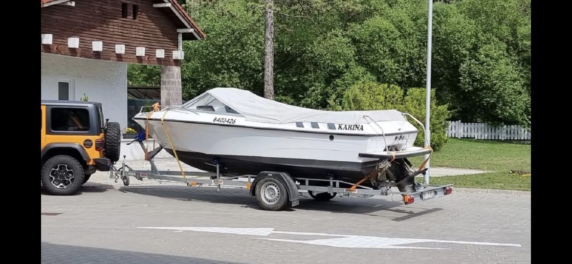 Barca, motor Volvo Penta