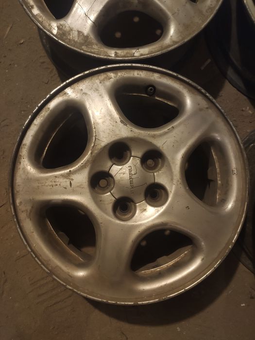 Продам литье 15 на субару