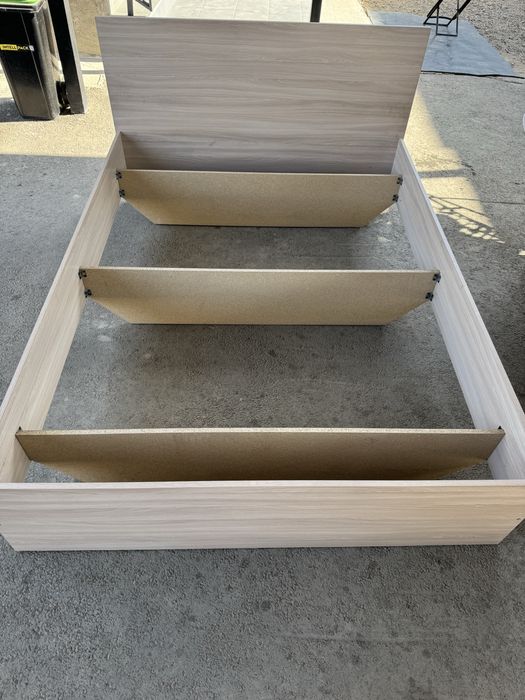 Продам кровать !в хорошем состоянии