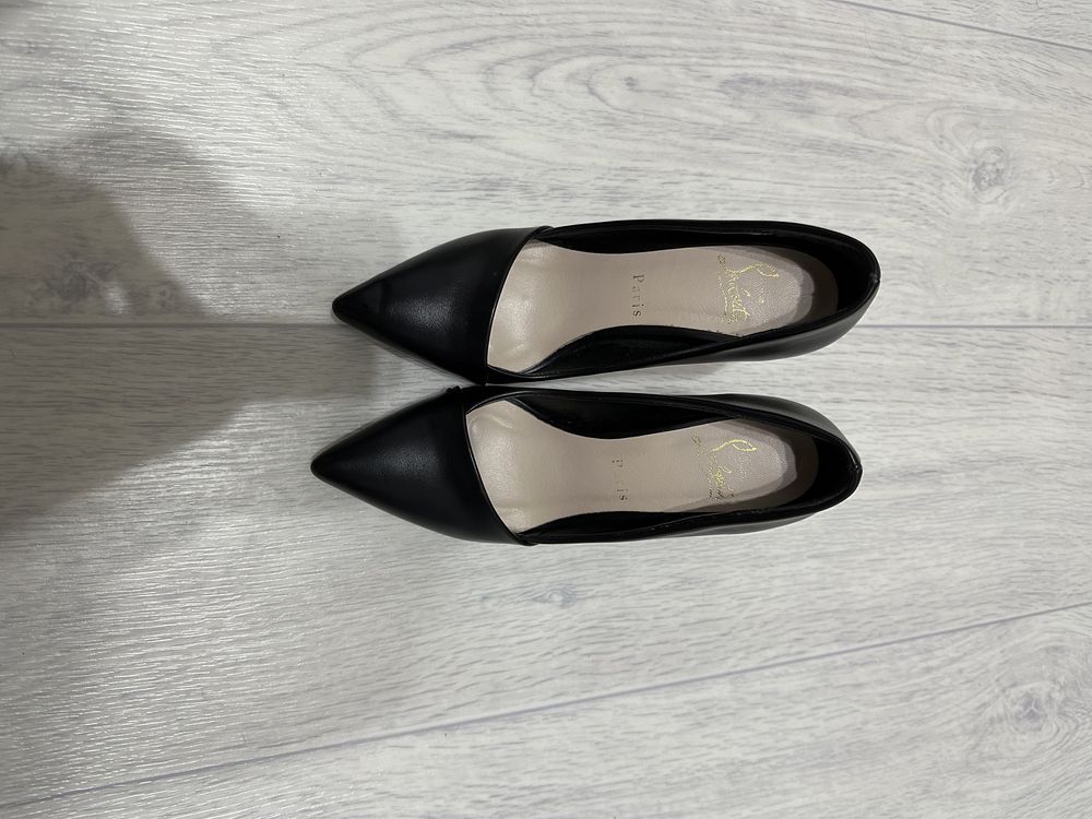 Туфли черные в идеальном состоянии