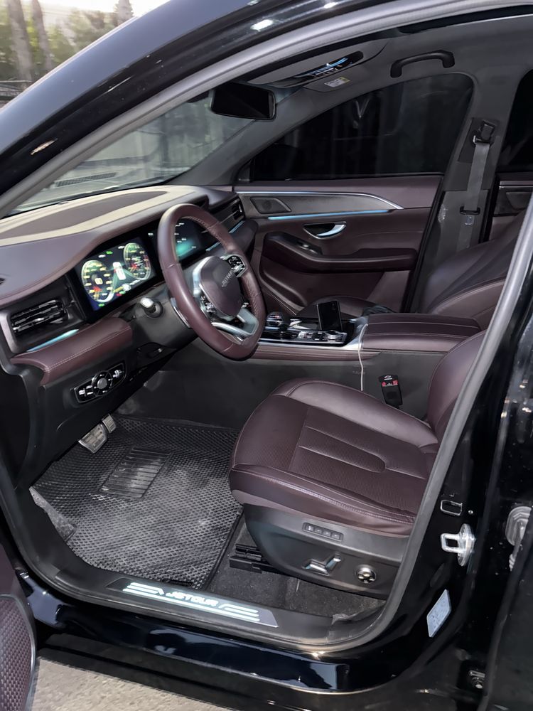 Jetour X90 Plus VEHICLE LU 28000 probeg, 2023 yilda ishlab chiqarilgan