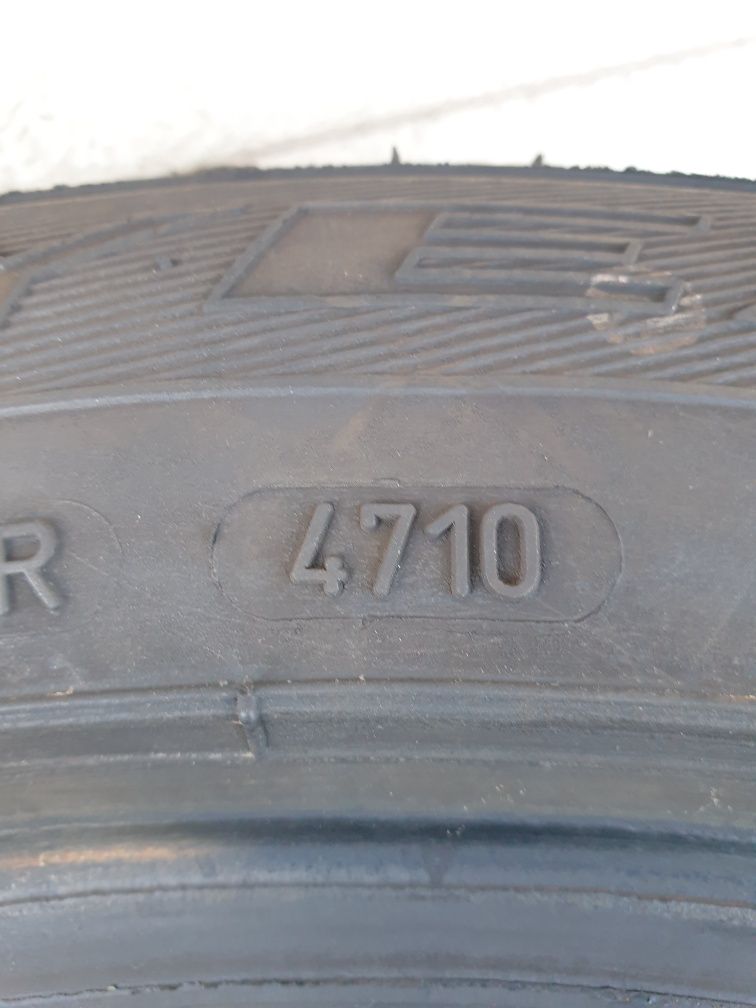 Зимни гуми 2 броя GOODYEAR UltraGrip7 195 55 R16 дот 4710