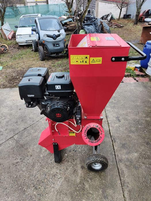 Vând Tocător crengi