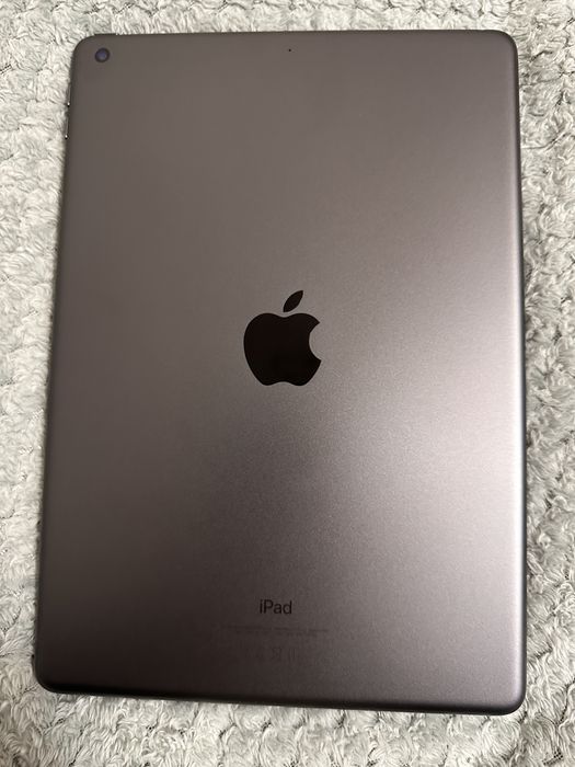 Vand tableta iPad gen 9, 64gb WI-FI +pen, Contact doar telefonic