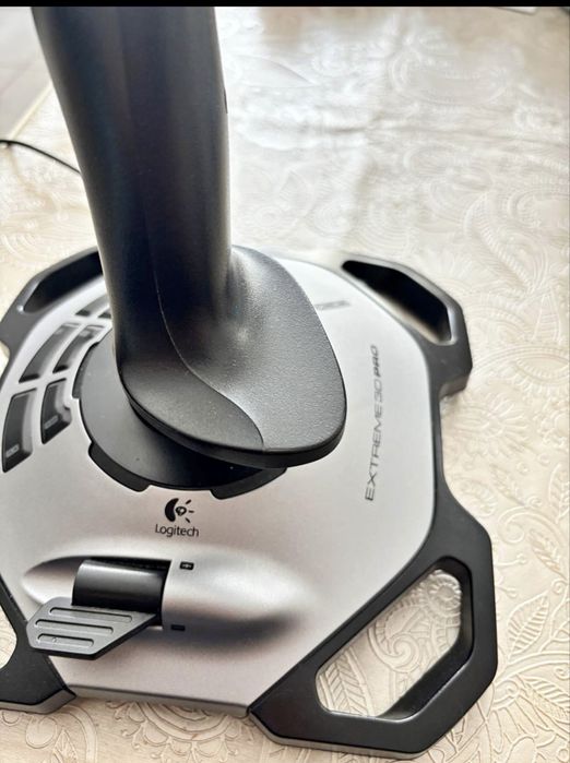 Vand joystick logitech Extreme 3D pro