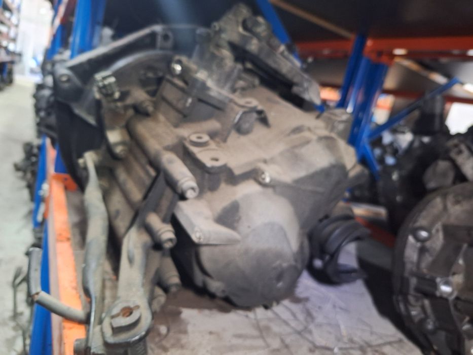 6 степенна ръчна скоростна кутия Alfa Romeo 166-156  2.4JTD