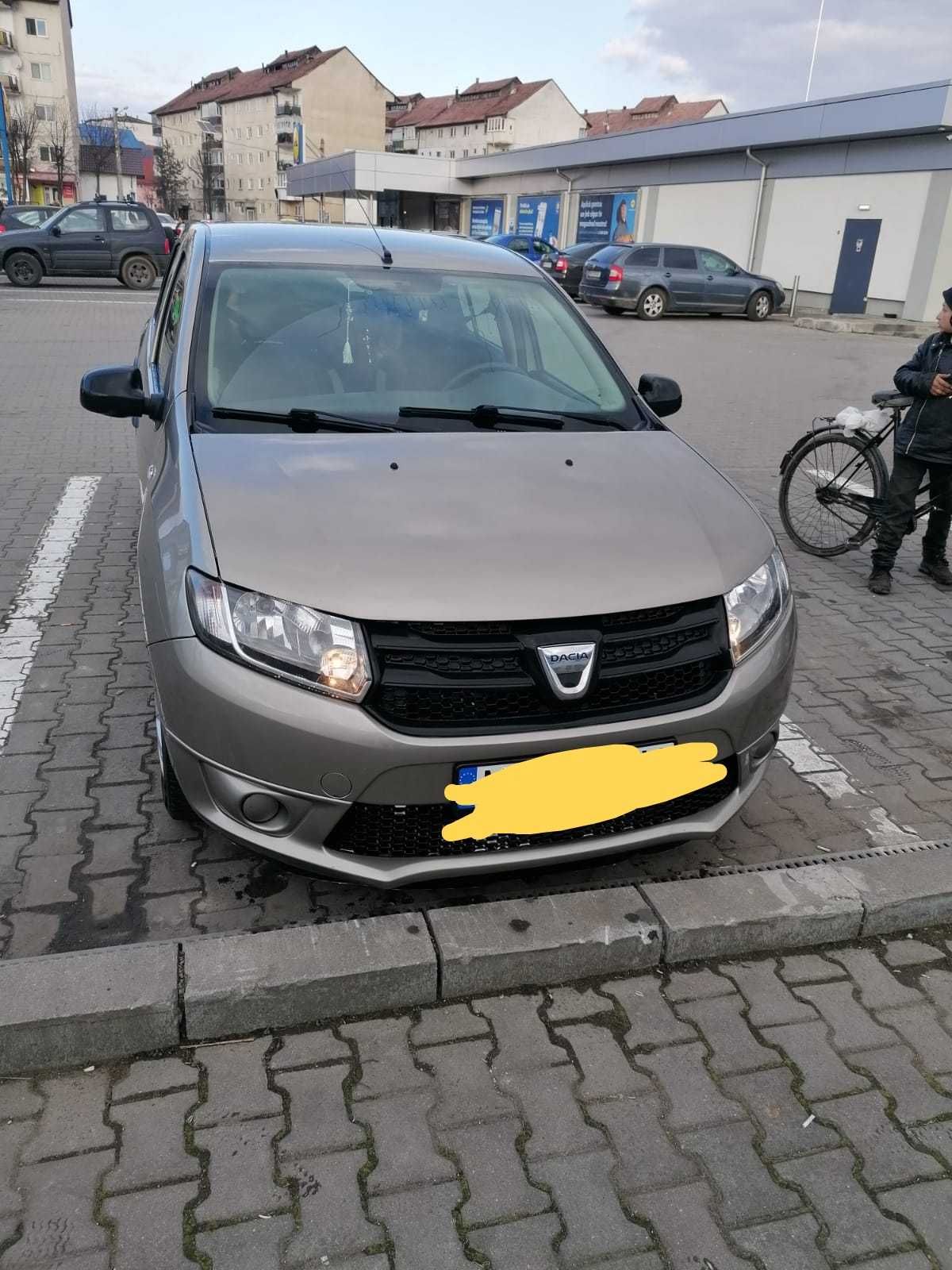 De vanzare dacia logan