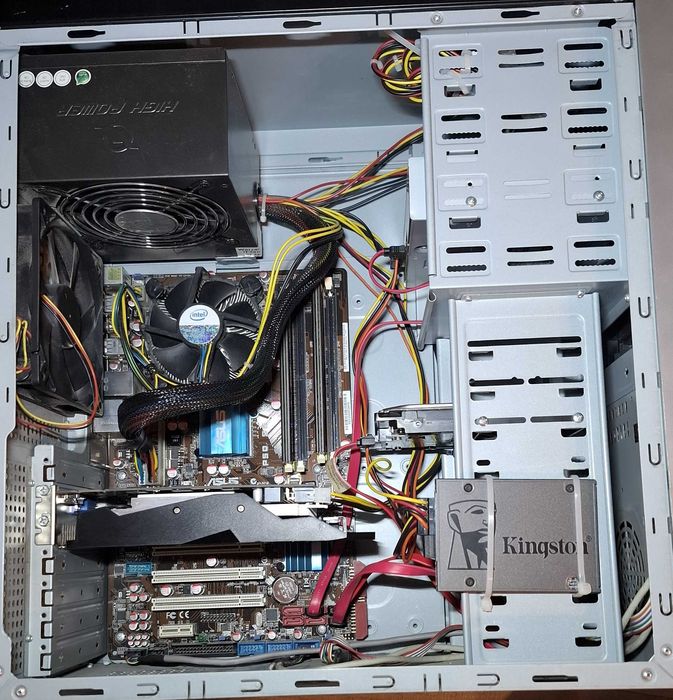 PC - calculator excelent pentru office si internet