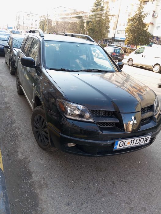 Mitsubishi Outlander1  4*4 an2003